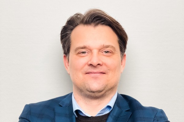 Thomas Frennesen er Chief Commercial Officer (CCO) i IT-virksomheden Bizbrains i Vejle